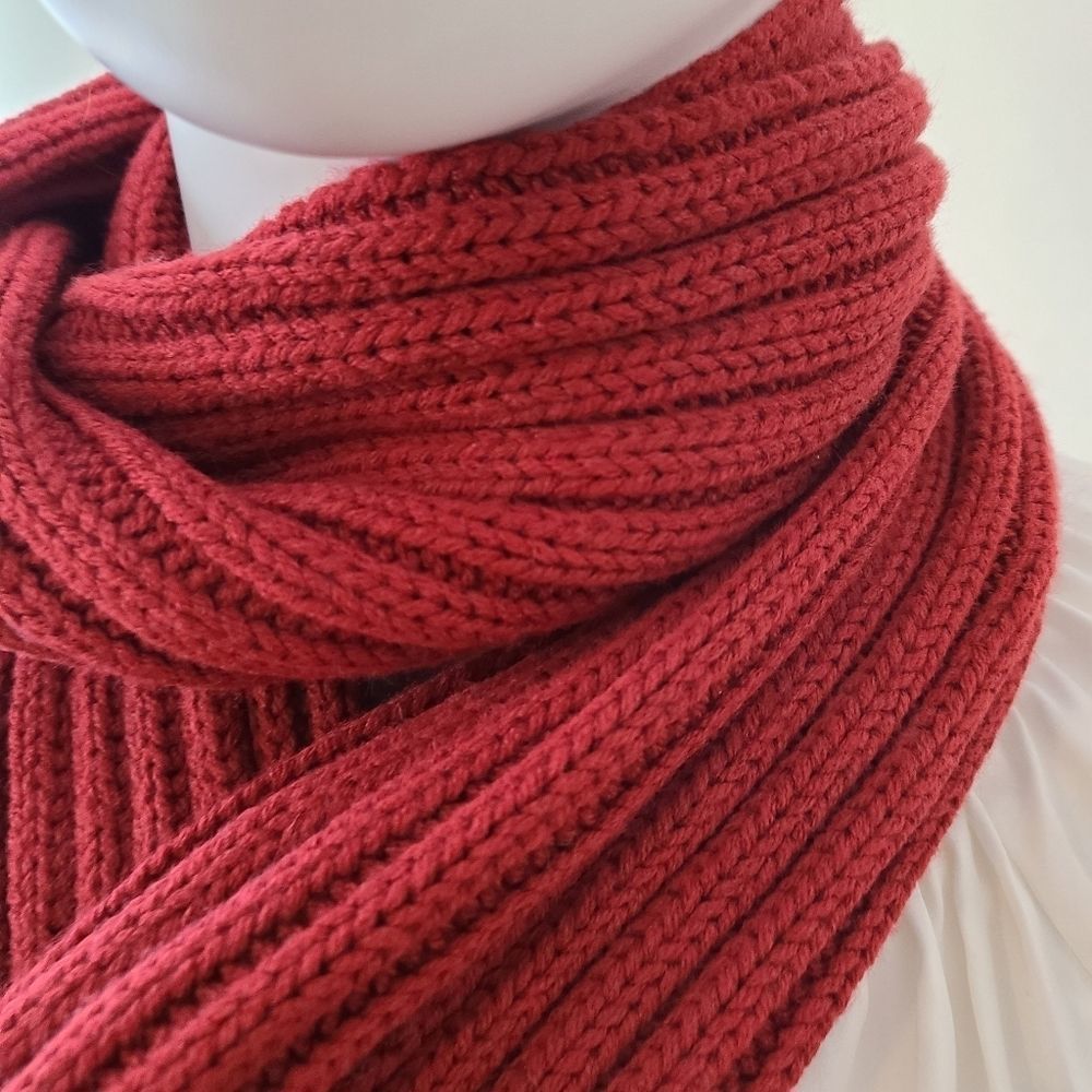 Scarf - Picture 7 of 7